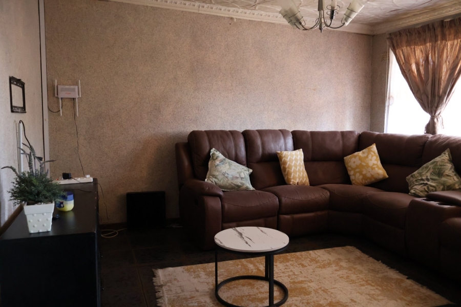 4 Bedroom Property for Sale in Zwelitsha Eastern Cape